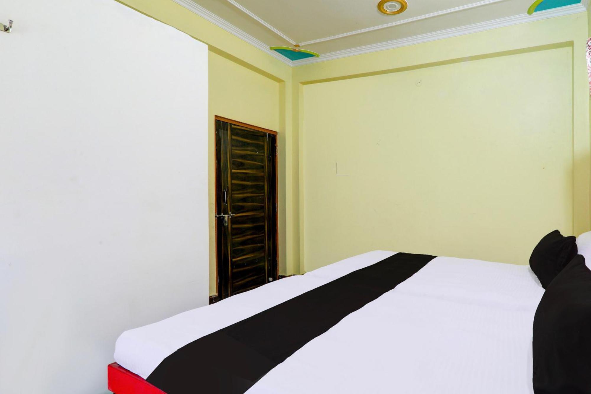 Hotel O Radha Rani Paying Guest House バラナシ エクステリア 写真