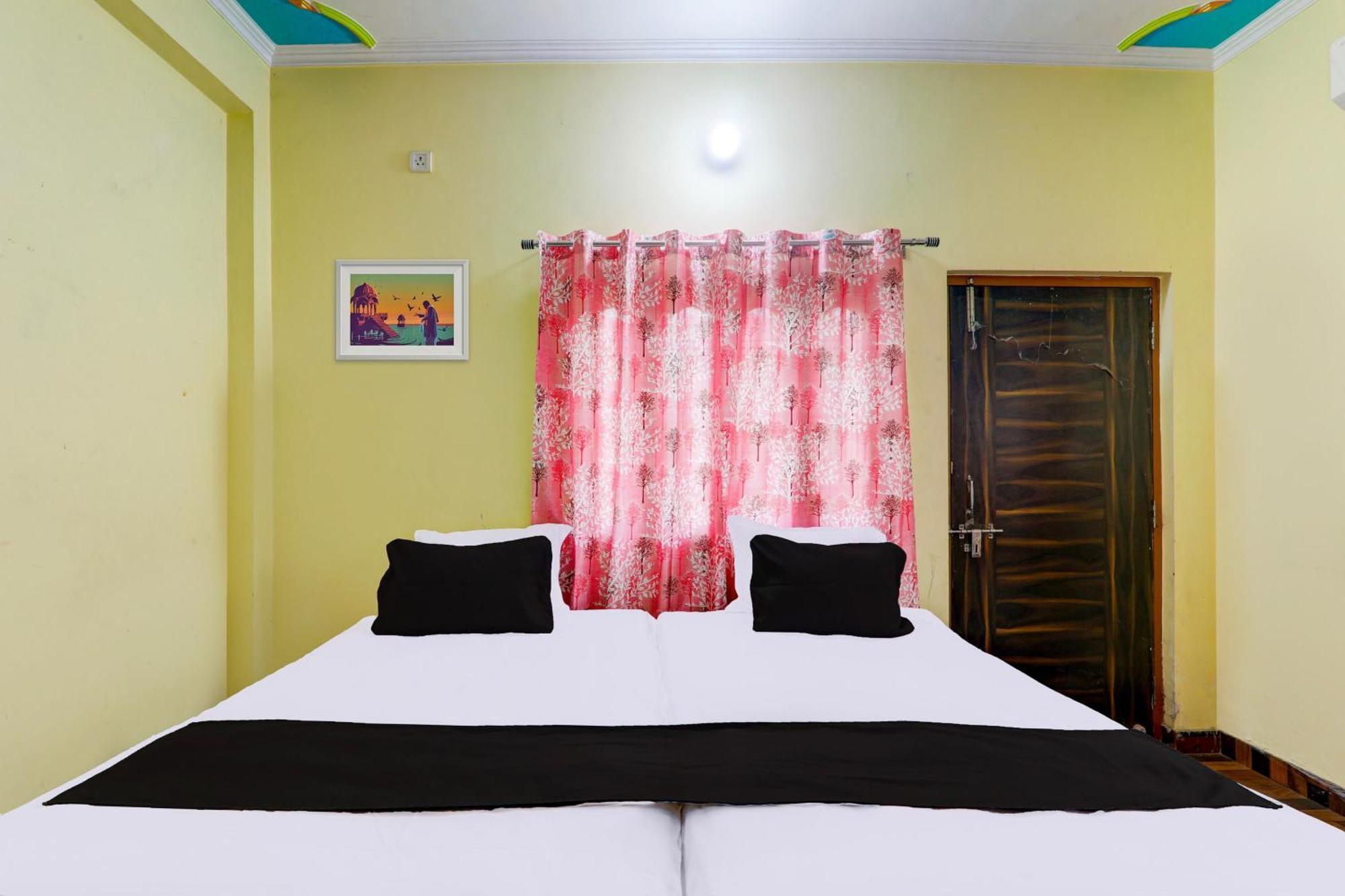 Hotel O Radha Rani Paying Guest House バラナシ エクステリア 写真