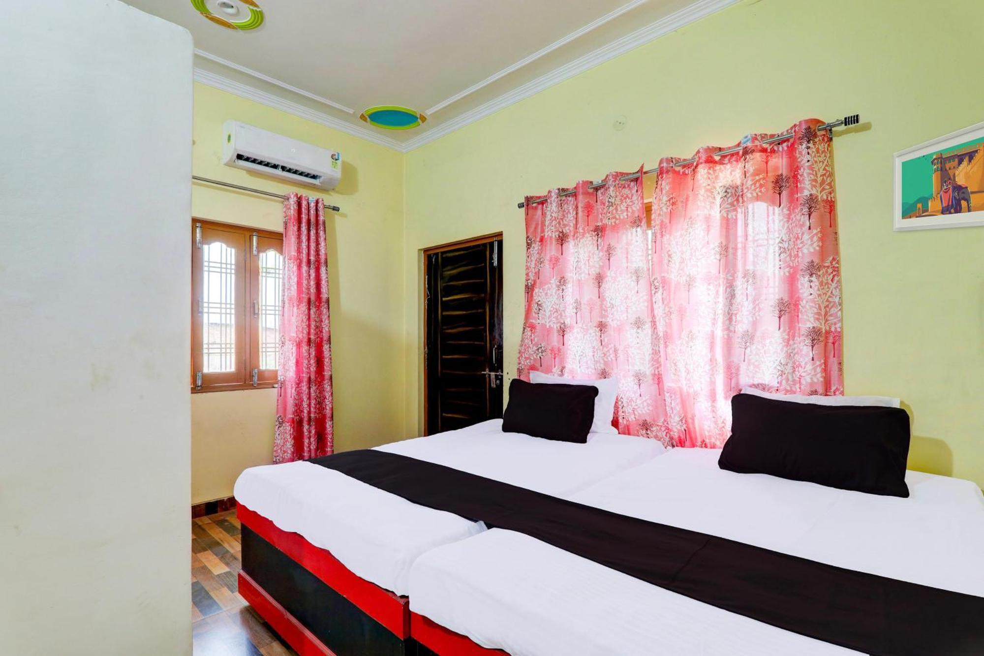 Hotel O Radha Rani Paying Guest House バラナシ エクステリア 写真